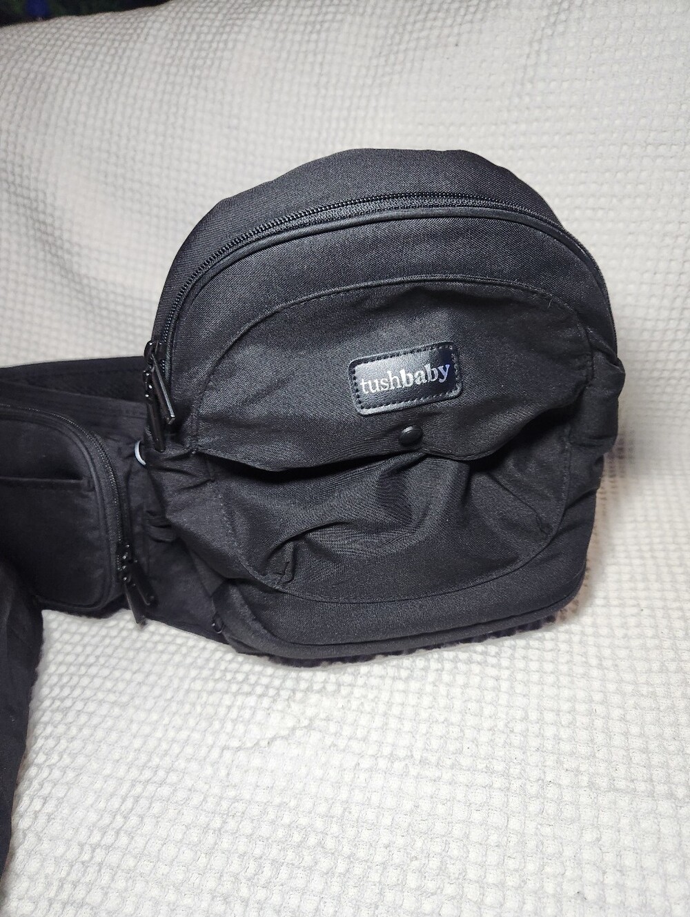 Tushbaby Black Hip Carrier